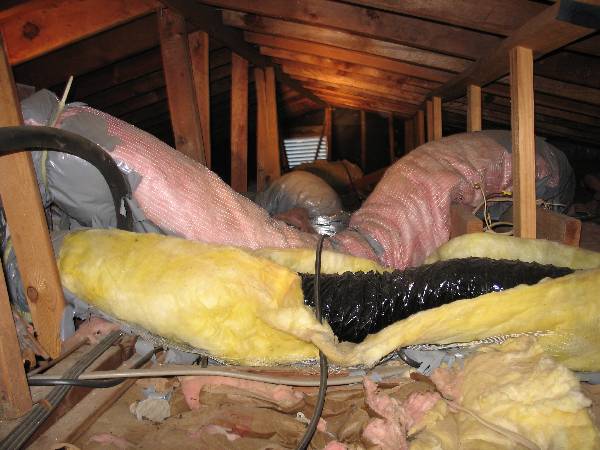 Hurricane force winds blow insulation off of ducts in Florida